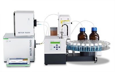 Refraktometer/brixmeter i et multiparameter-analysesystem