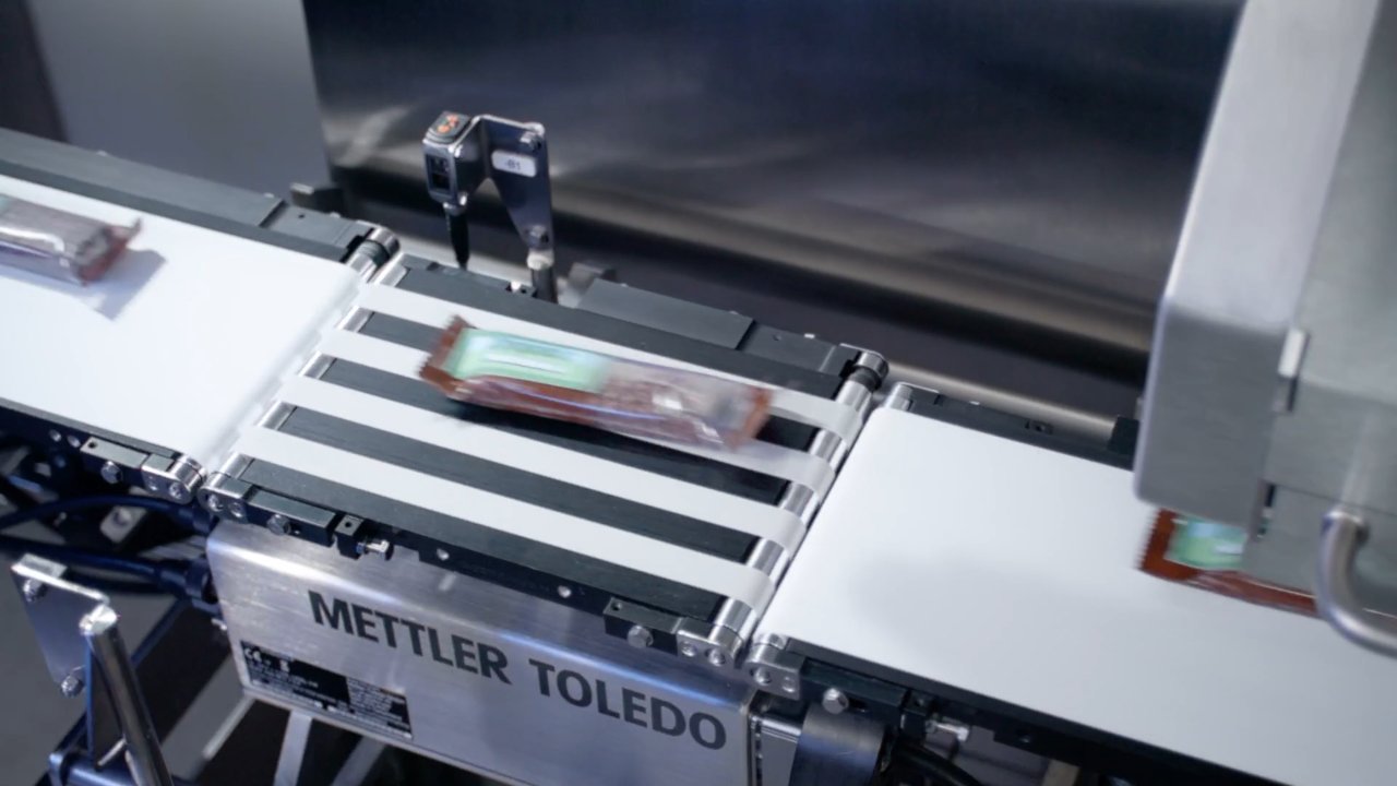 Checkweighing for flow wrap applications