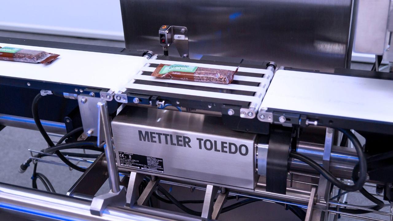 Accuracy of snack inspection at high speeds Accuracy of snack inspection at high speeds