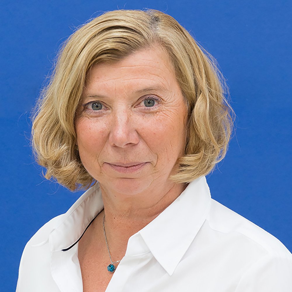 Christine Gottschalk Headshot