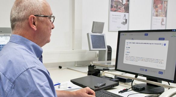 KI-gesteuerte Wissens- und Hilfsdatenbank